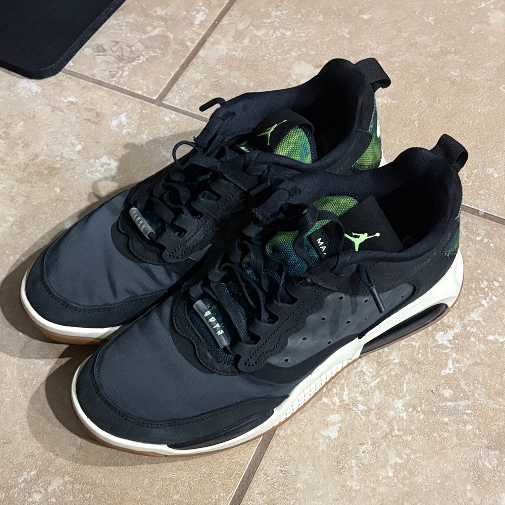 Jordan Max 200 Bayou Boys